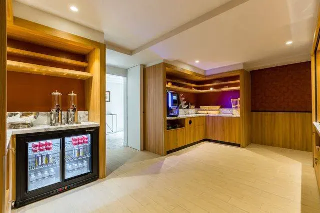 Hôtel Evergreen apreswebp